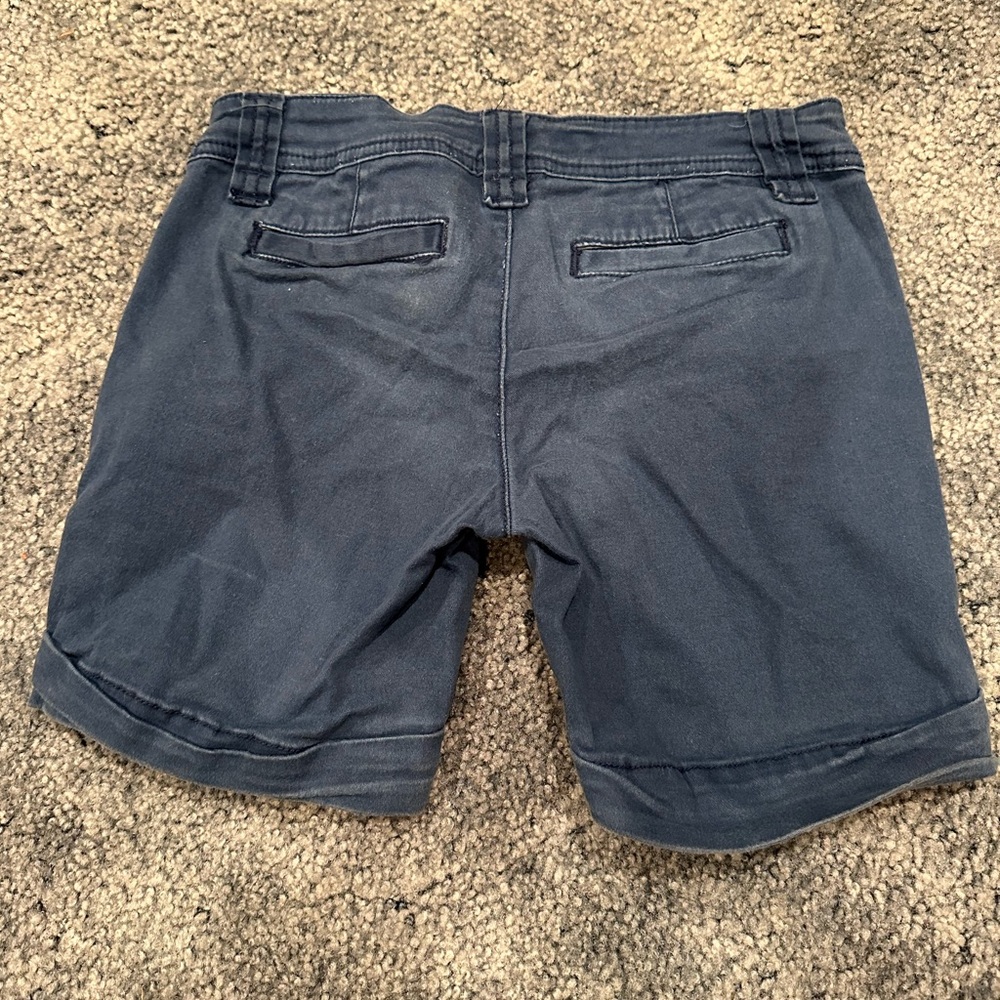 Shorts - Picture 4 of 4